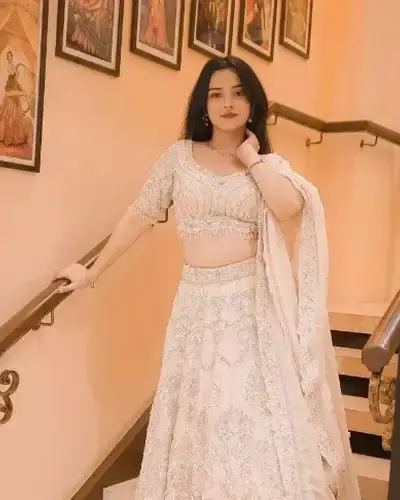 Escort Mukerian